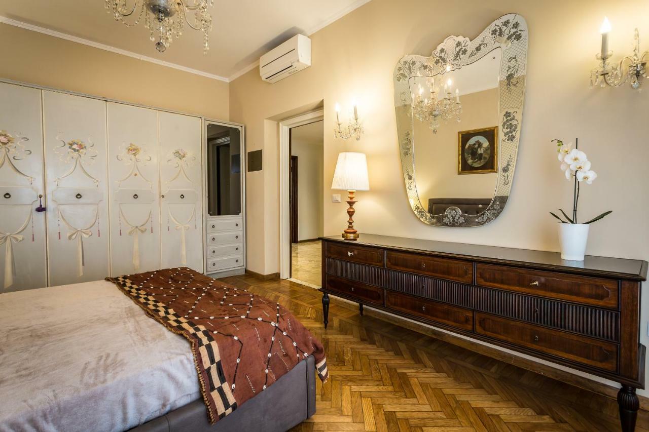 Ferrhouse Charm In Florence Two Lifts Bagian luar foto