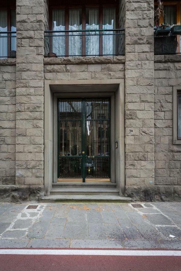 Ferrhouse Charm In Florence Two Lifts Bagian luar foto